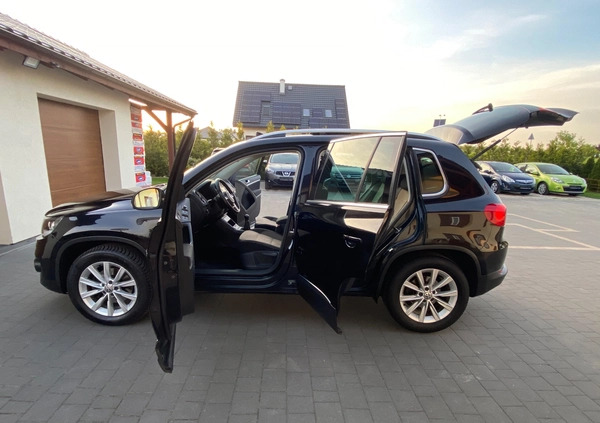 Volkswagen Tiguan cena 42900 przebieg: 247497, rok produkcji 2012 z Chełmno małe 407